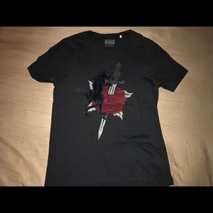 Guess graphic t-shirt